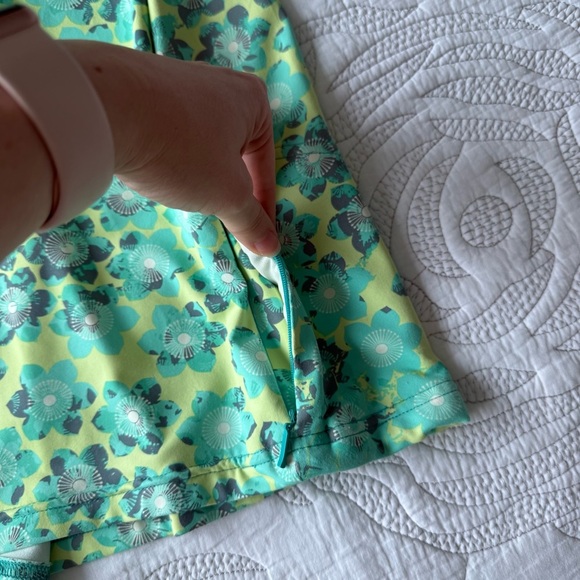 Title Nine - Diamalete Active Athletic Dress - Green & Blue Floral - Picture 4 of 12